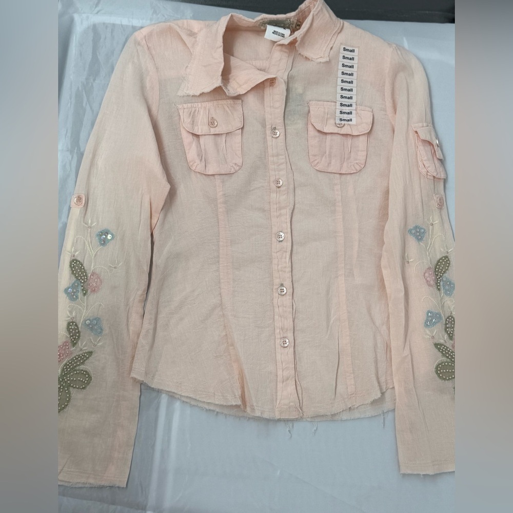 NWT Mur Mur 100% Cotton Embellished Blush blouse - Picture 5 of 9